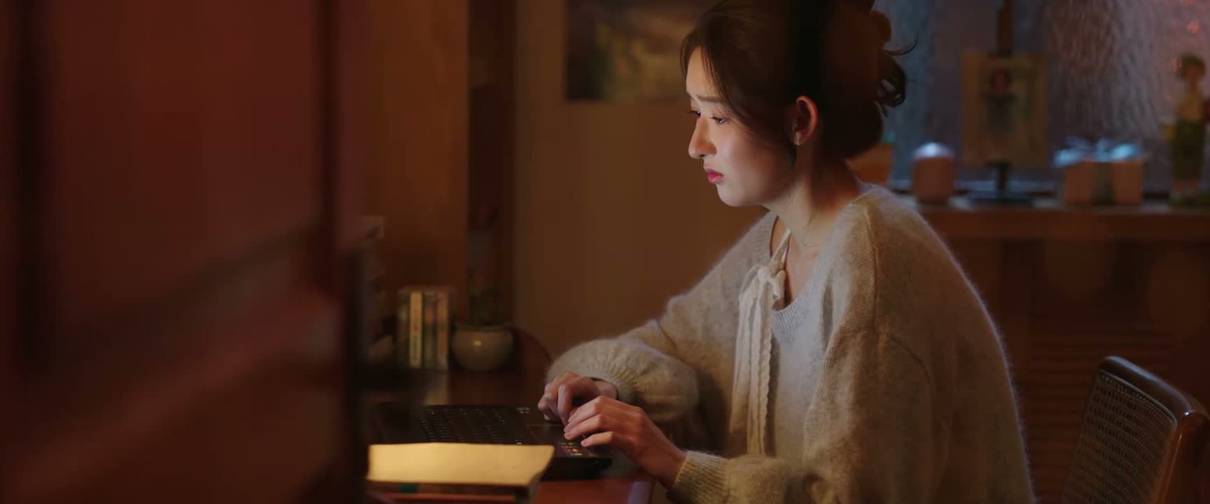 我恨她什么事都瞒着我
