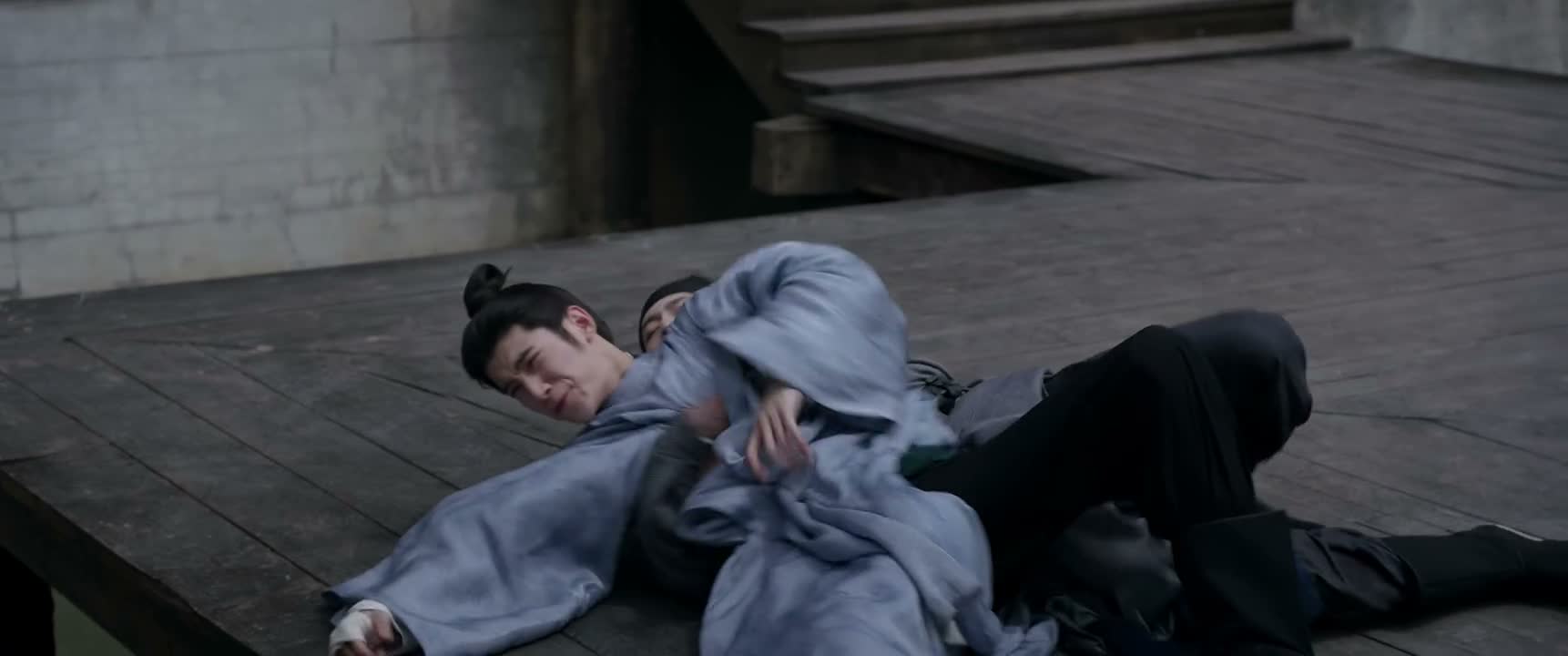 你放开我 你让我去死