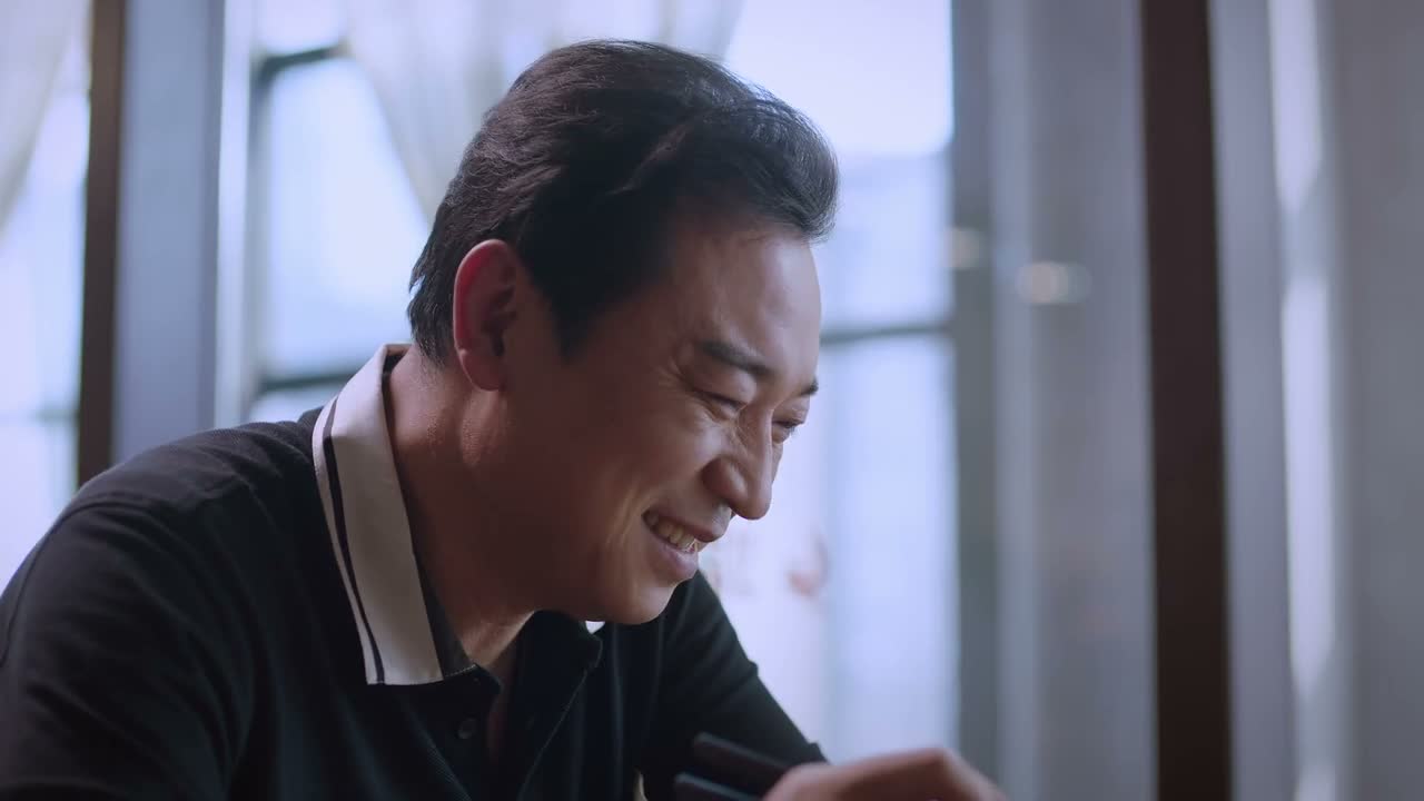 你瞅你就是个吃货