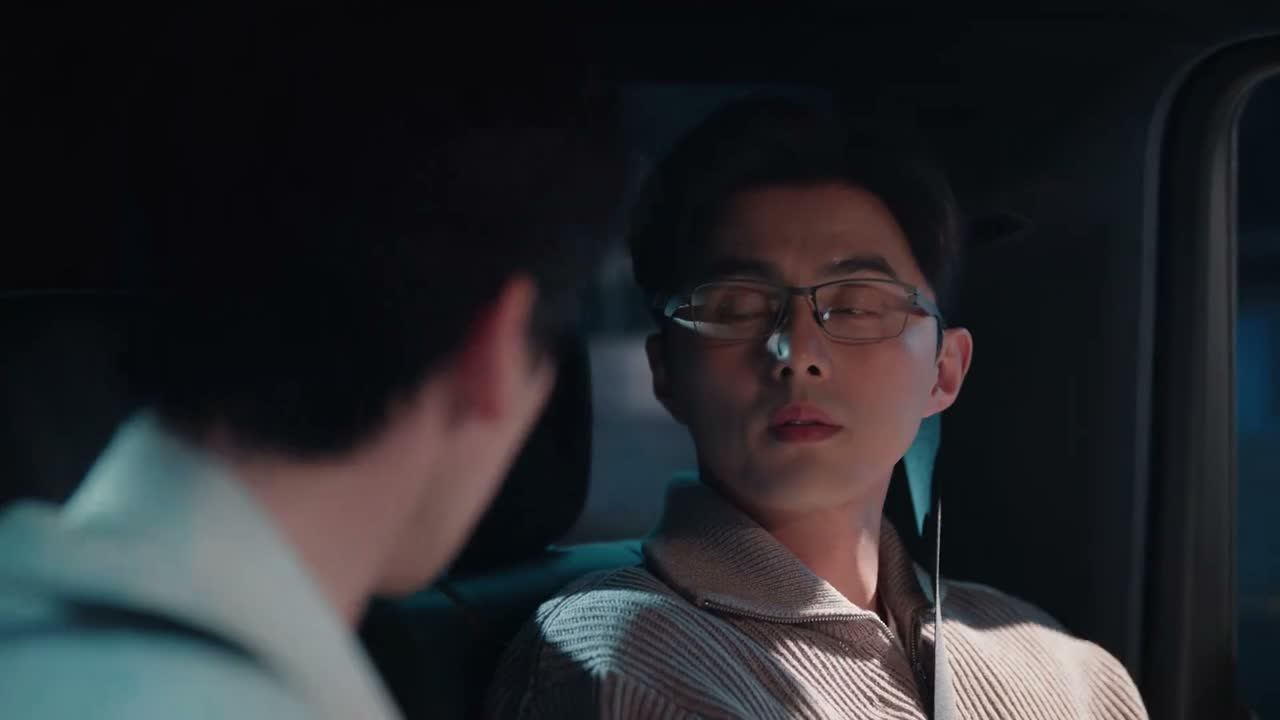 你说我跟他走近 我有什么问题 我肯定只有好处嘛