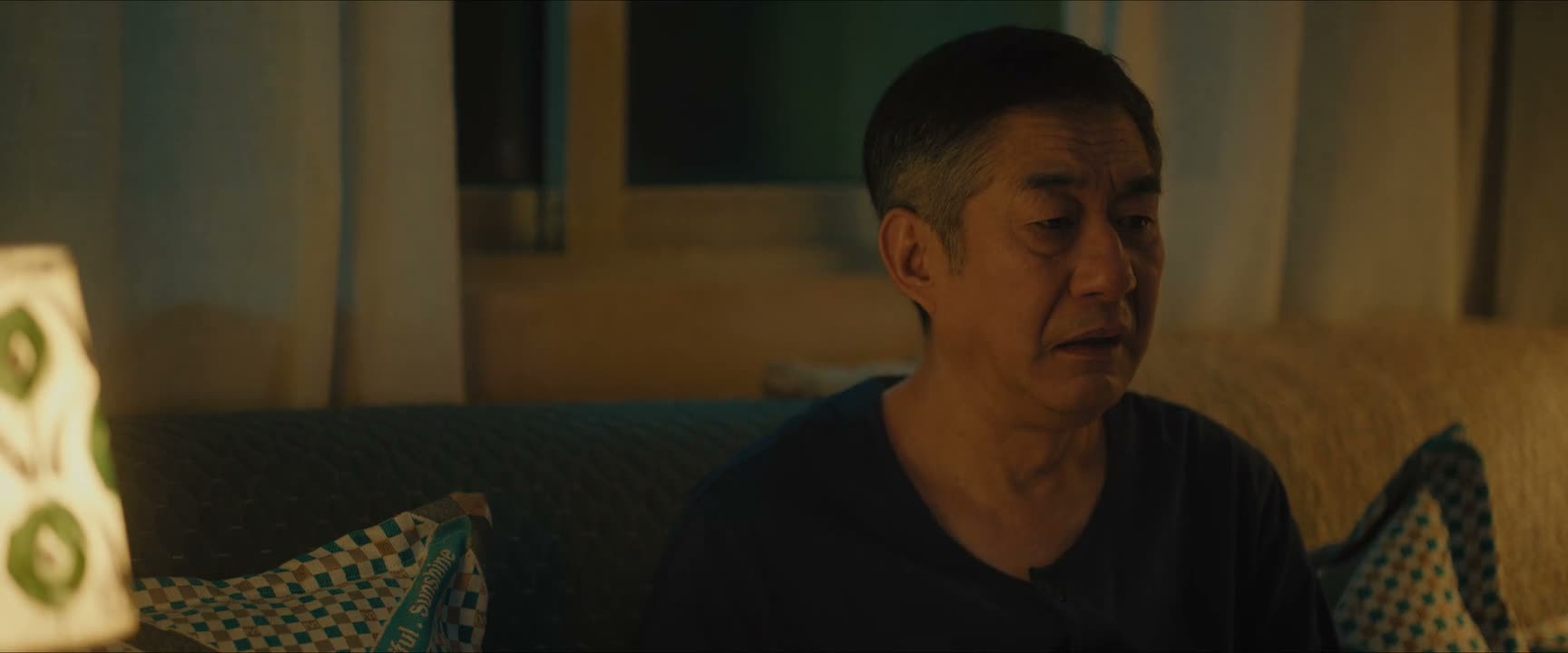 要买吃的喝的什么的 尽量去大点的超市