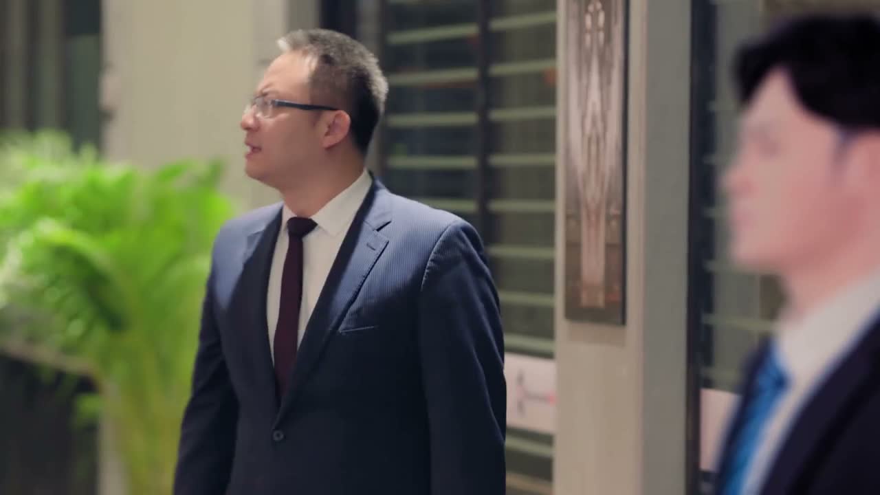 看什么看啊 活都干完了是吧