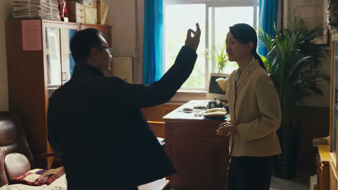 虽然不能说桃李满天下 对不对