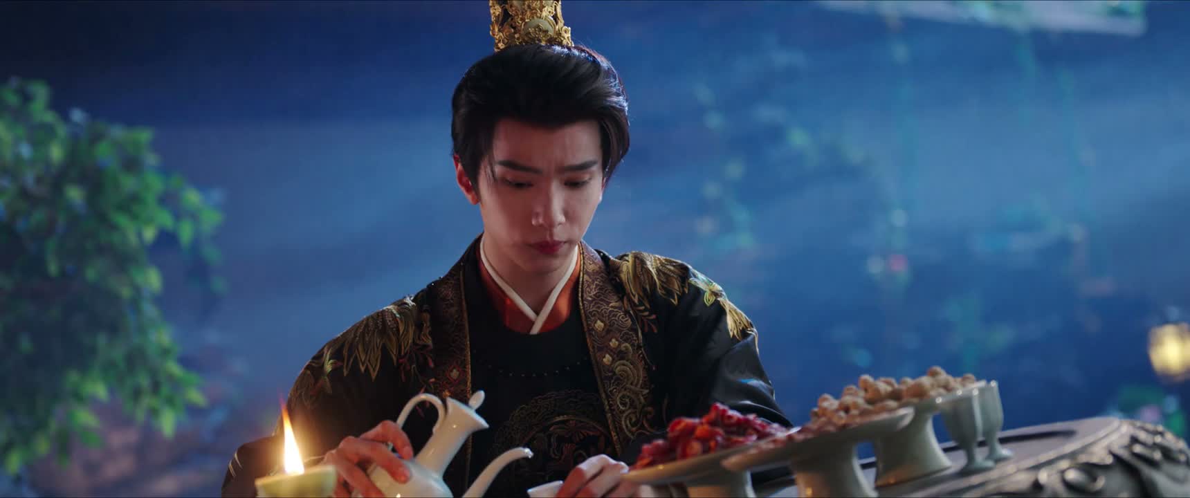 义王殿下怎么闷闷不乐呀
