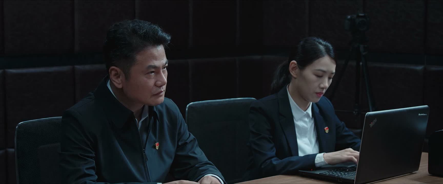 谭大和姚组长通完电话之后 我们一分钟没耽误