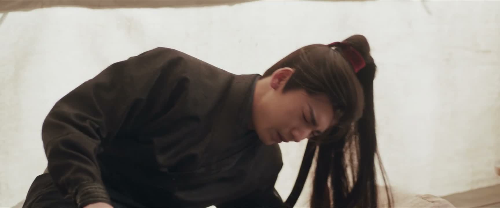 你怎么就先醒了呀