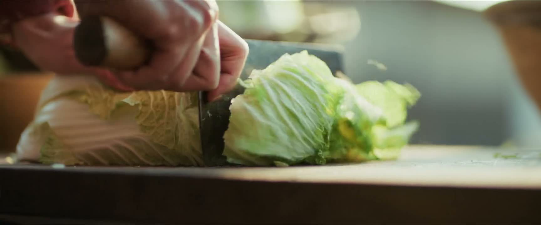 我瞧着脾性也算好