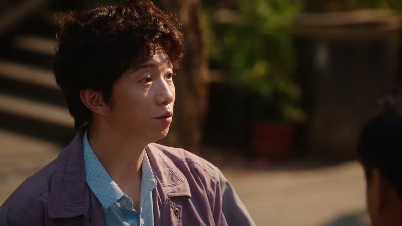 你 你们找她有什么事