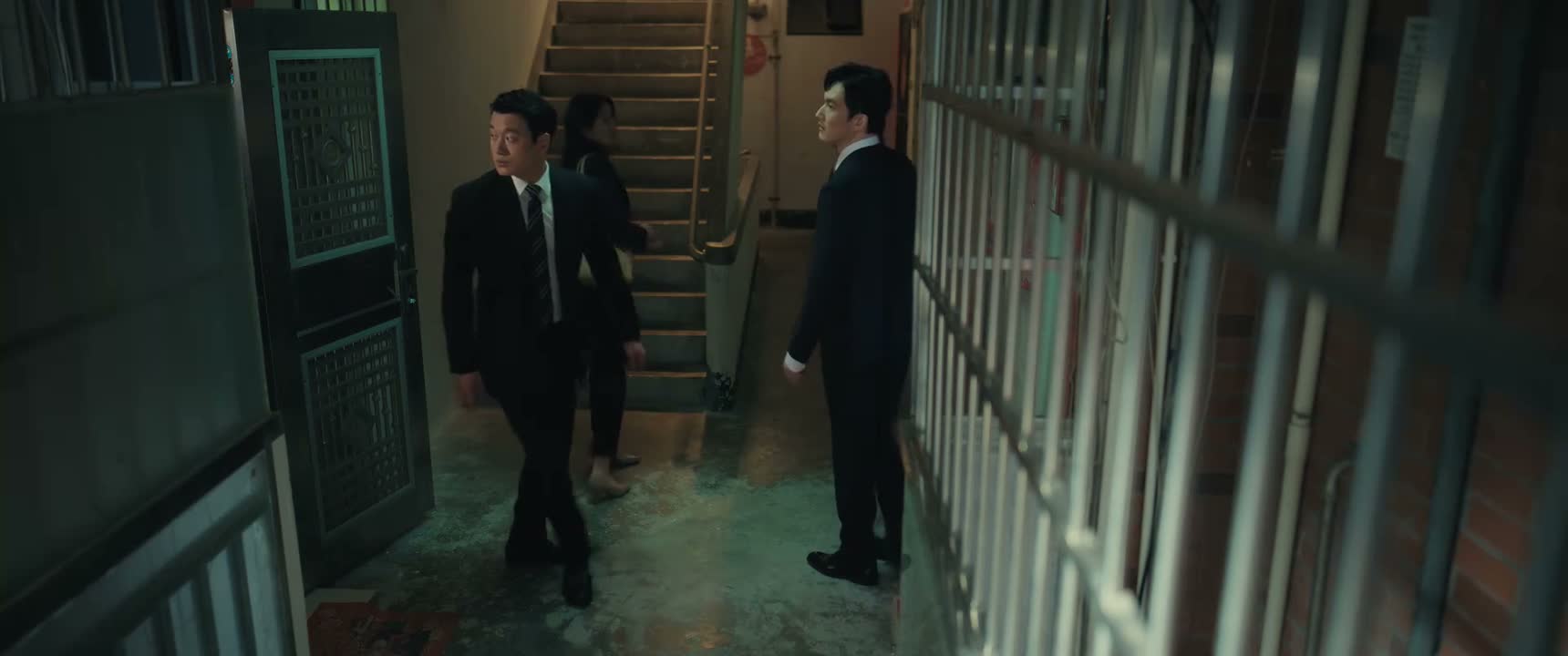 叔叔阿姨 留步吧