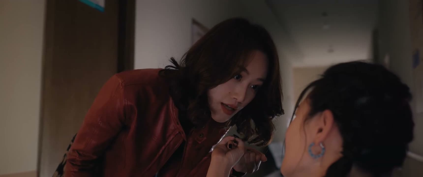 我见你一次打你一次 听到了吗 你这个泼