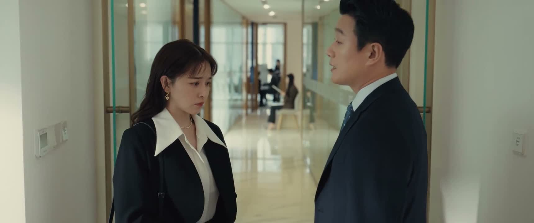 这行业就这么大 低头不见抬头见的