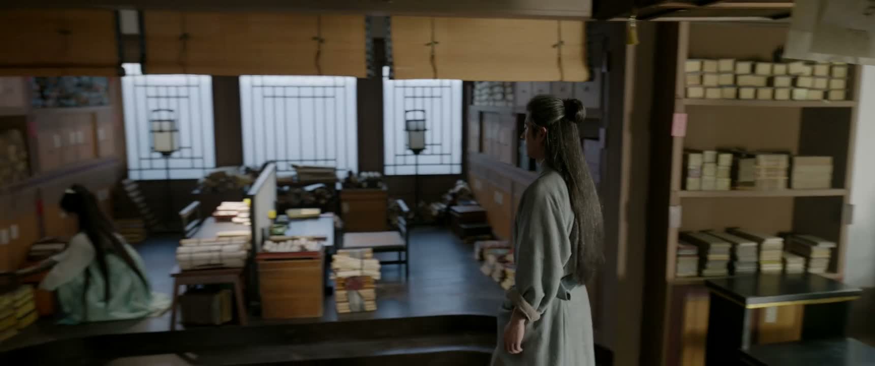 阿璃 坐着歇会