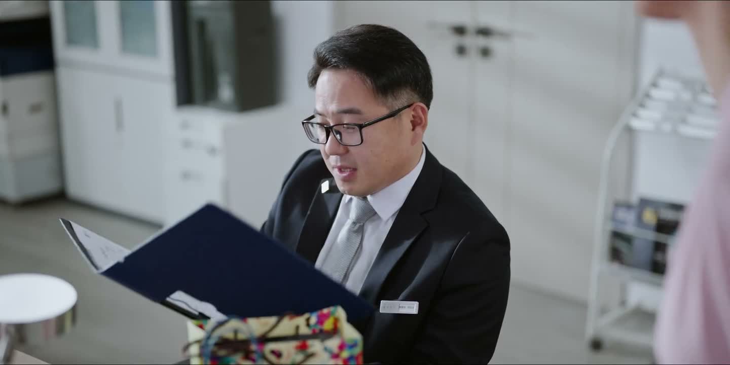 现在已经荣升到新业务主管了