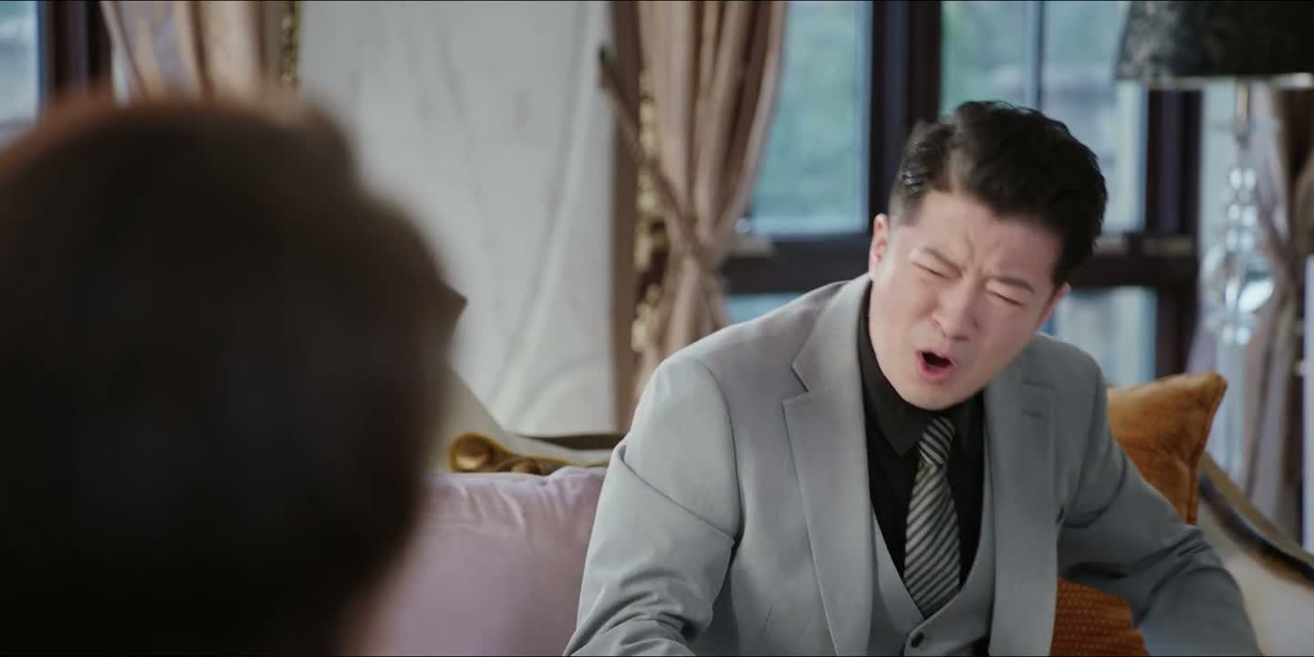 您不要被他给迷惑了呀