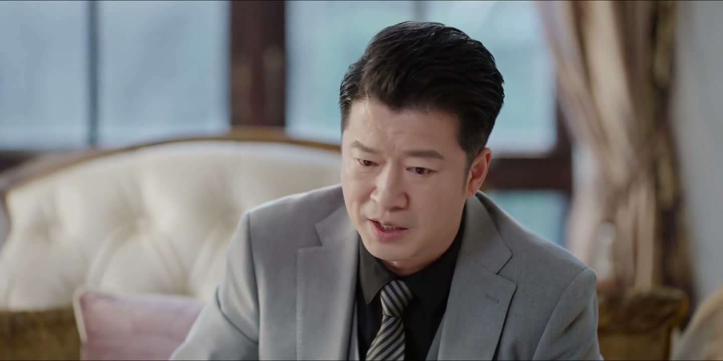 像他这个来路不明的外人