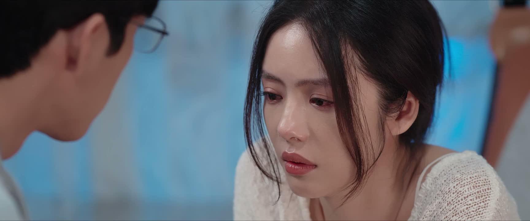 我想找一个地方躲起来