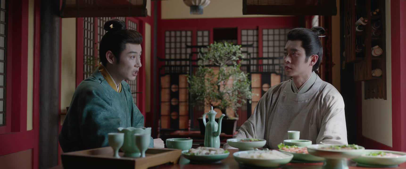 以防万一 便邀她同行了一段