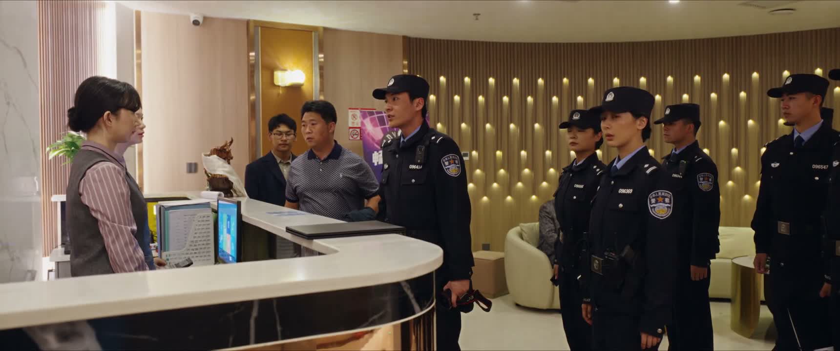 V01在哪儿 带我们过去 好