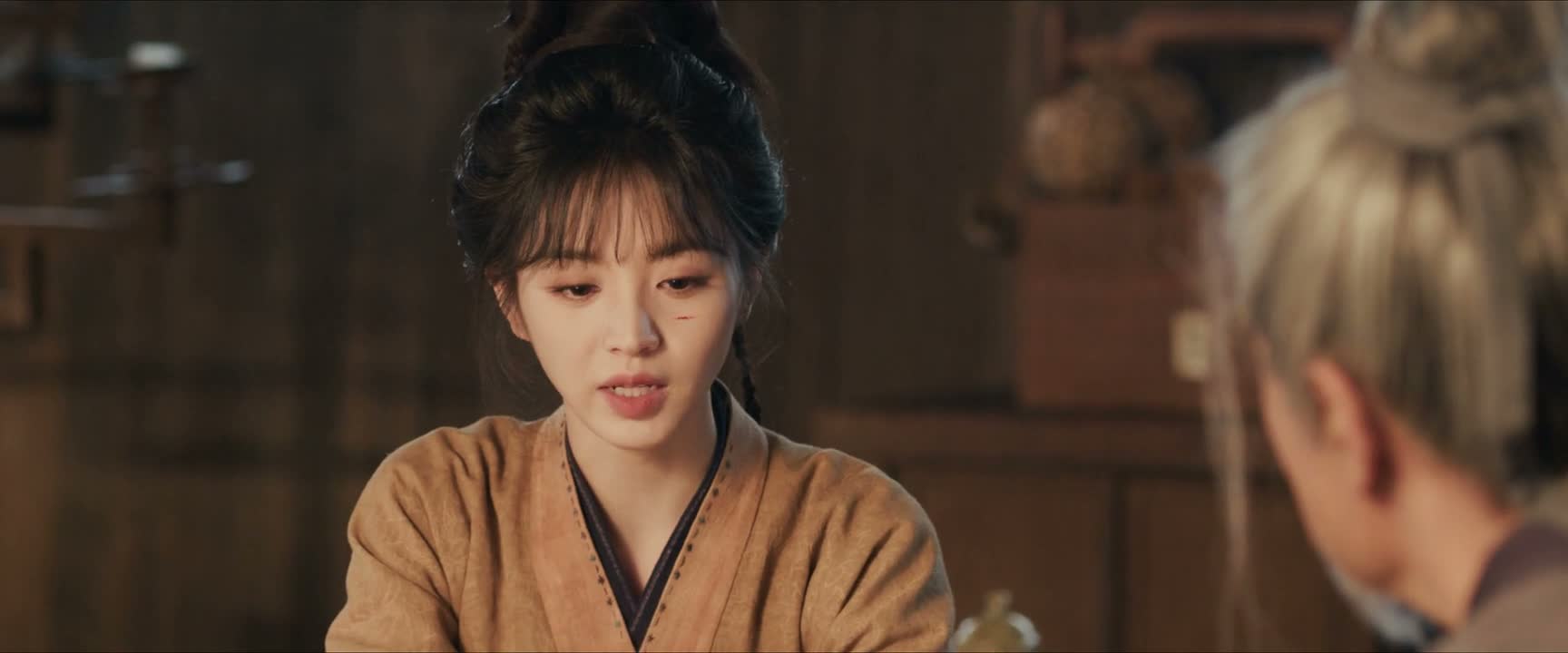 他为什么要隐瞒身份