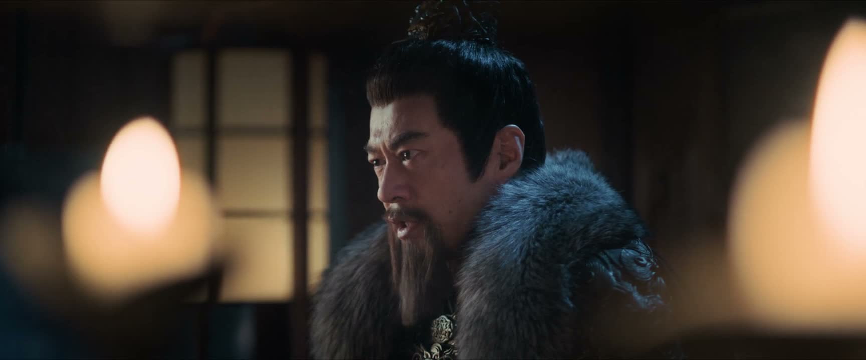 像被邪祟附体似的