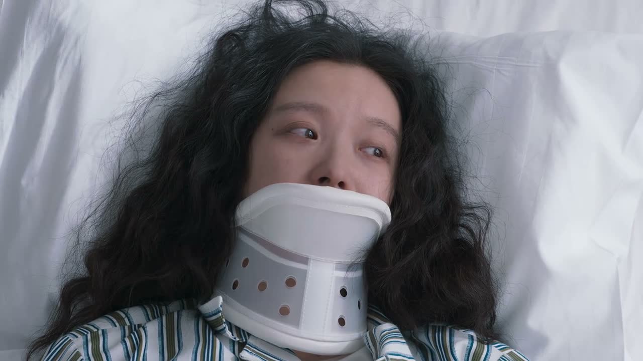 就编了一个高知的背景