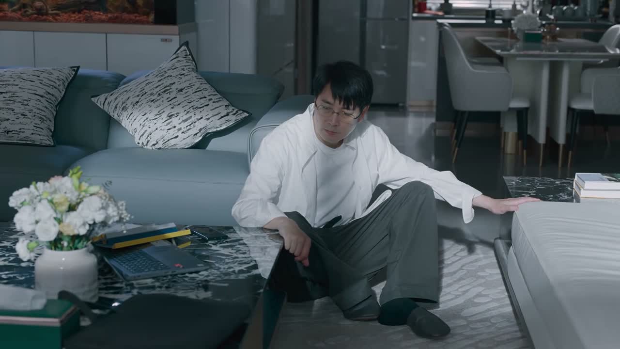 你在台上人模狗样的