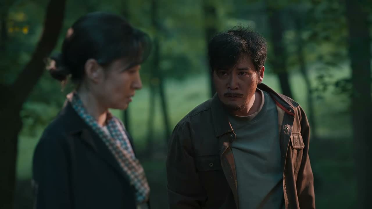 一定会去抢着自首