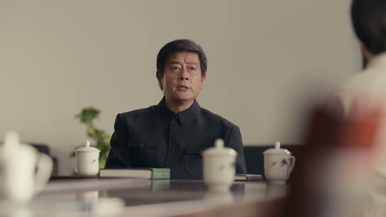 任人指点 让人评说