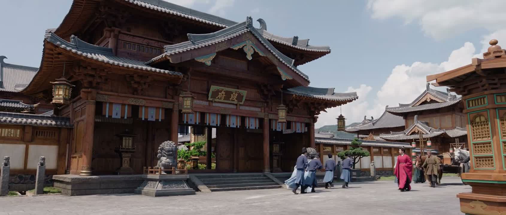 走 走 走 搬行李