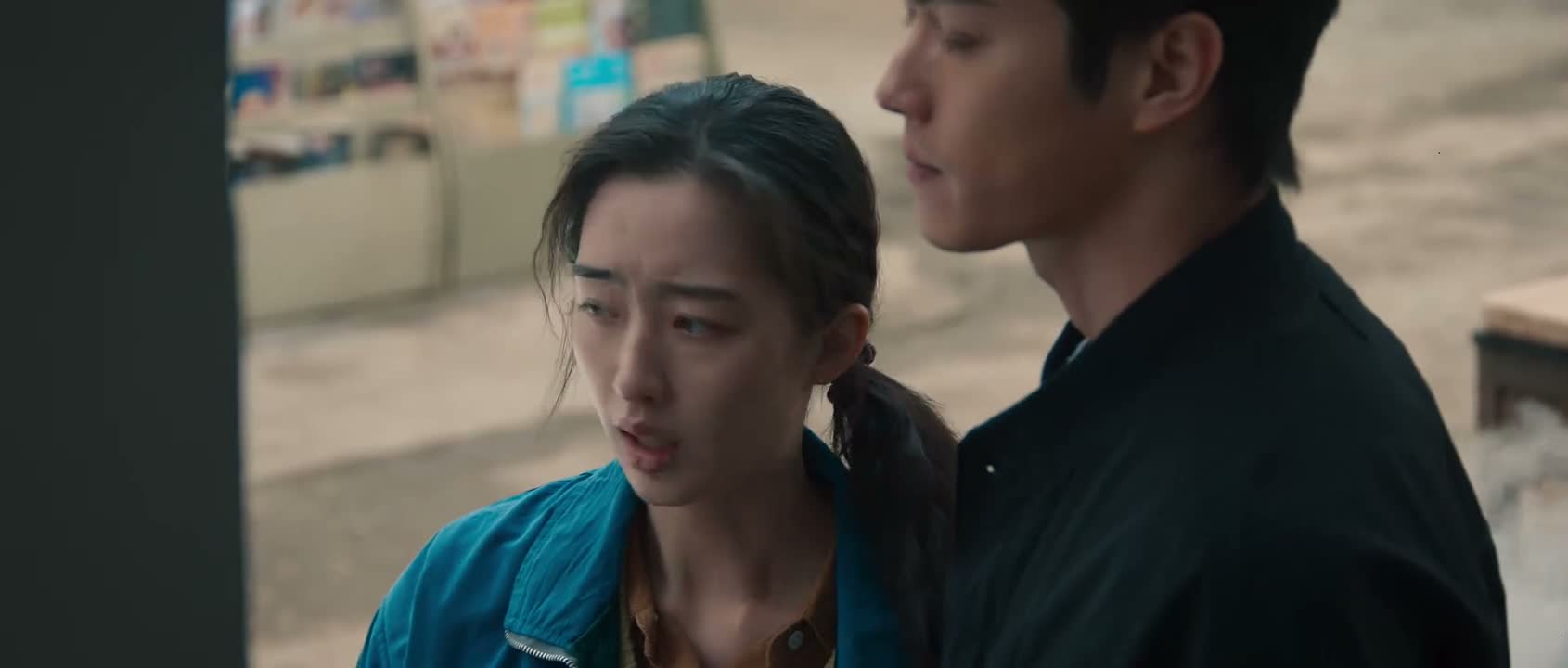 咱们要不要先躲一下