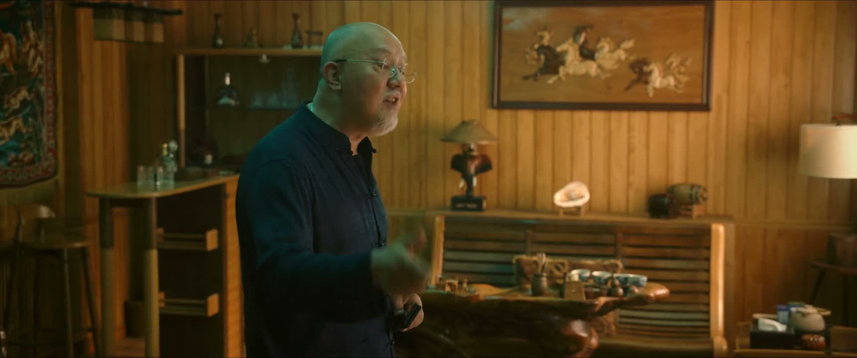 看他下一步怎么办