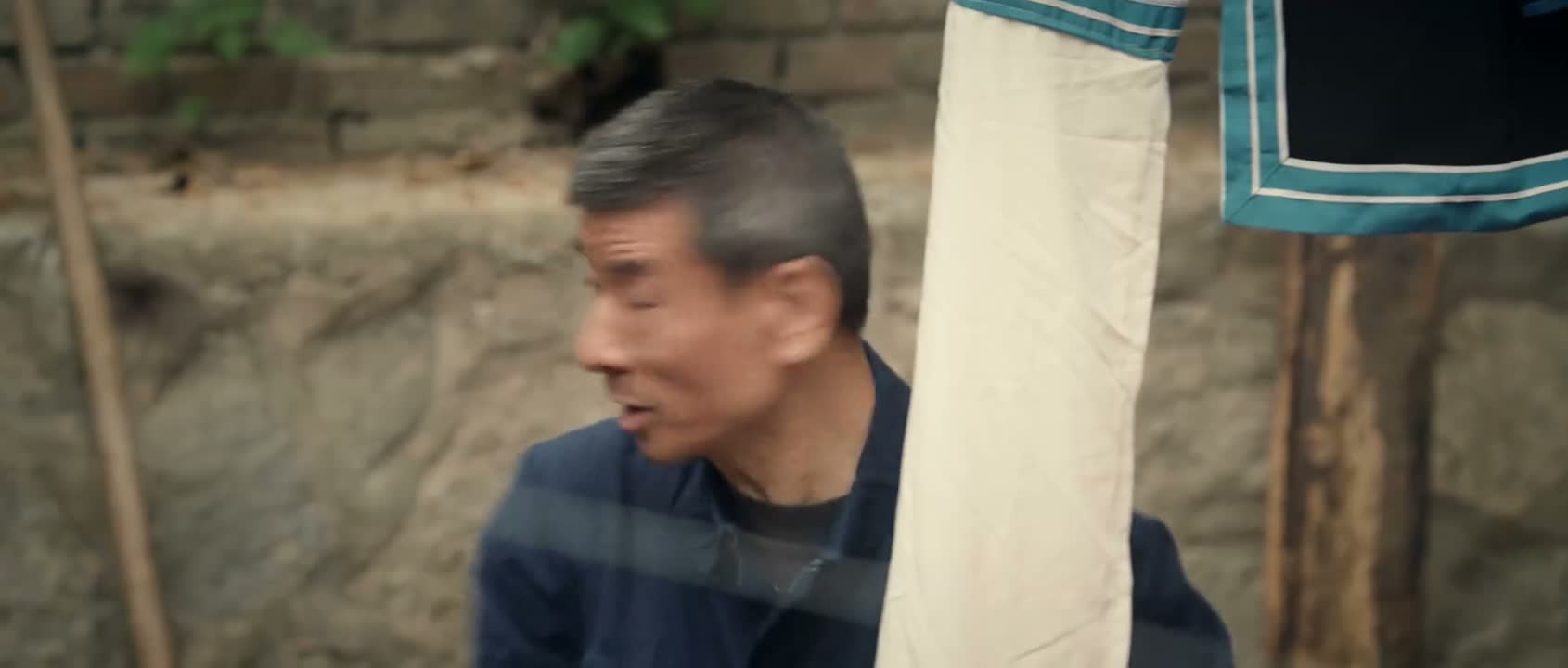你在这儿说 你胡说八道啥呢