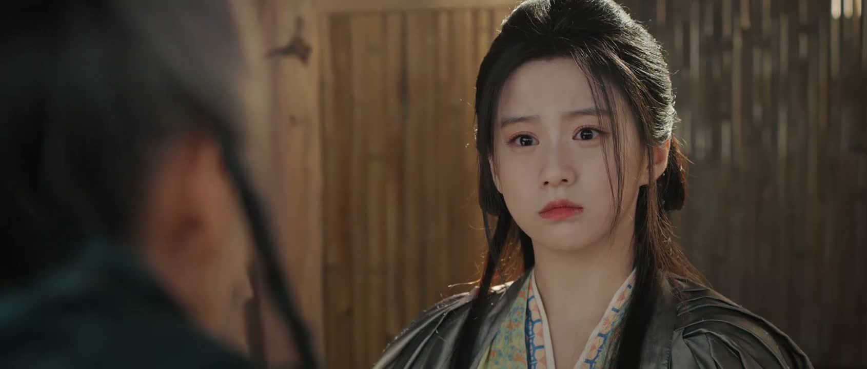 她和扬公子离开后