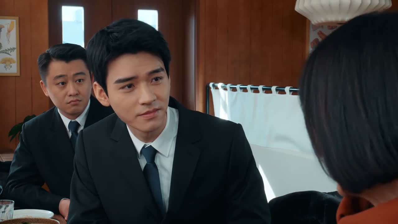 聊着聊着也就亲了