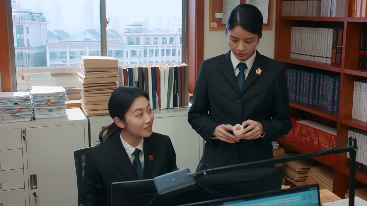你们一个个的别起哄