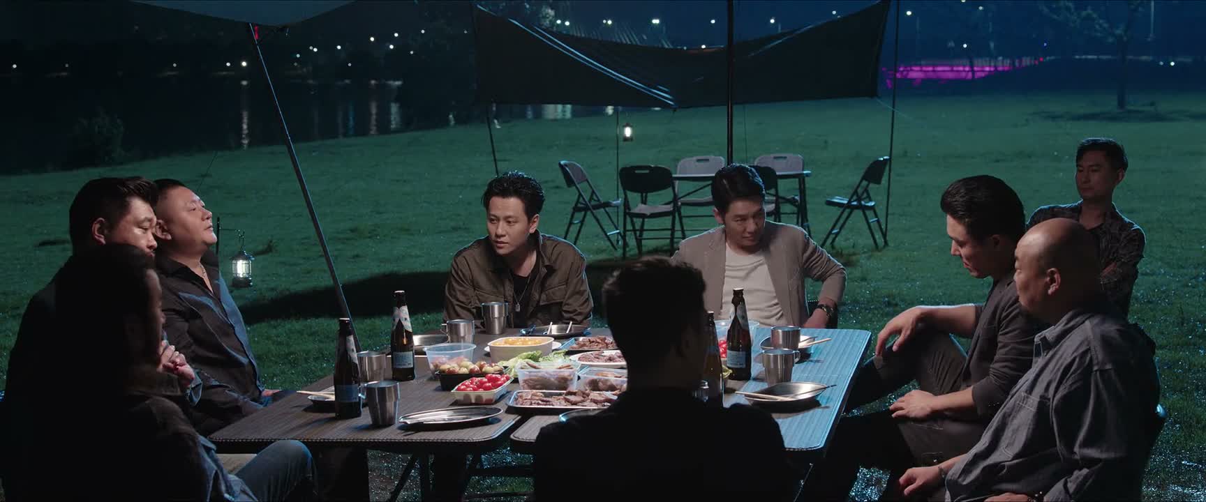从今天开始 在座的各位就是我们