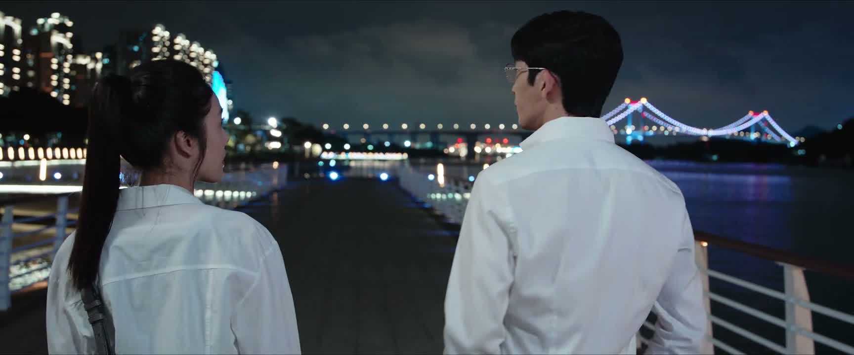 听说 他当时冲进了支队长的办公室