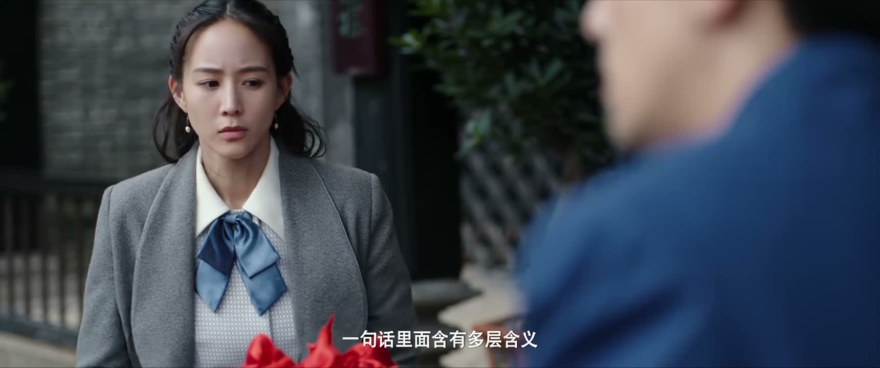 一句话里面含有多层含义