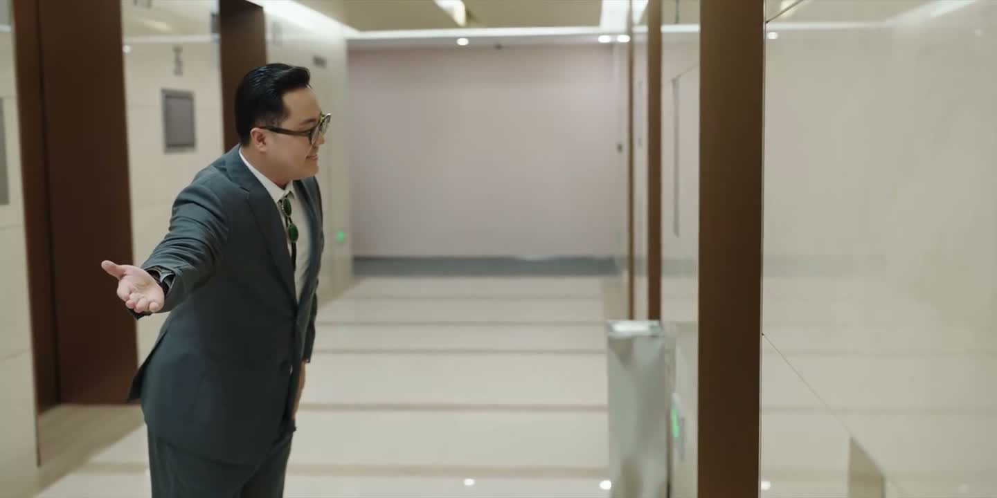 她就死死拿捏住了阿福
