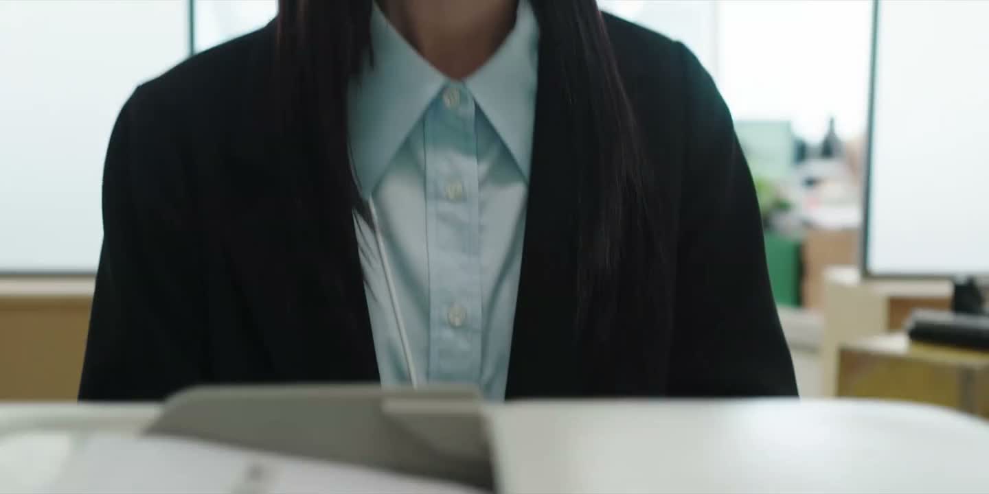 我恨不得在胸前写上快跑两个字