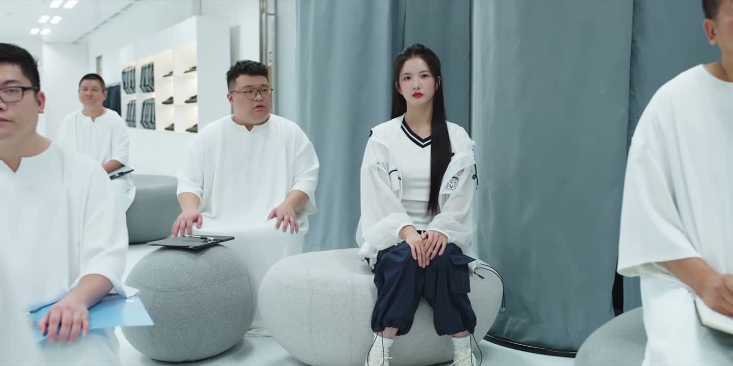 知情人以外的人了解内情