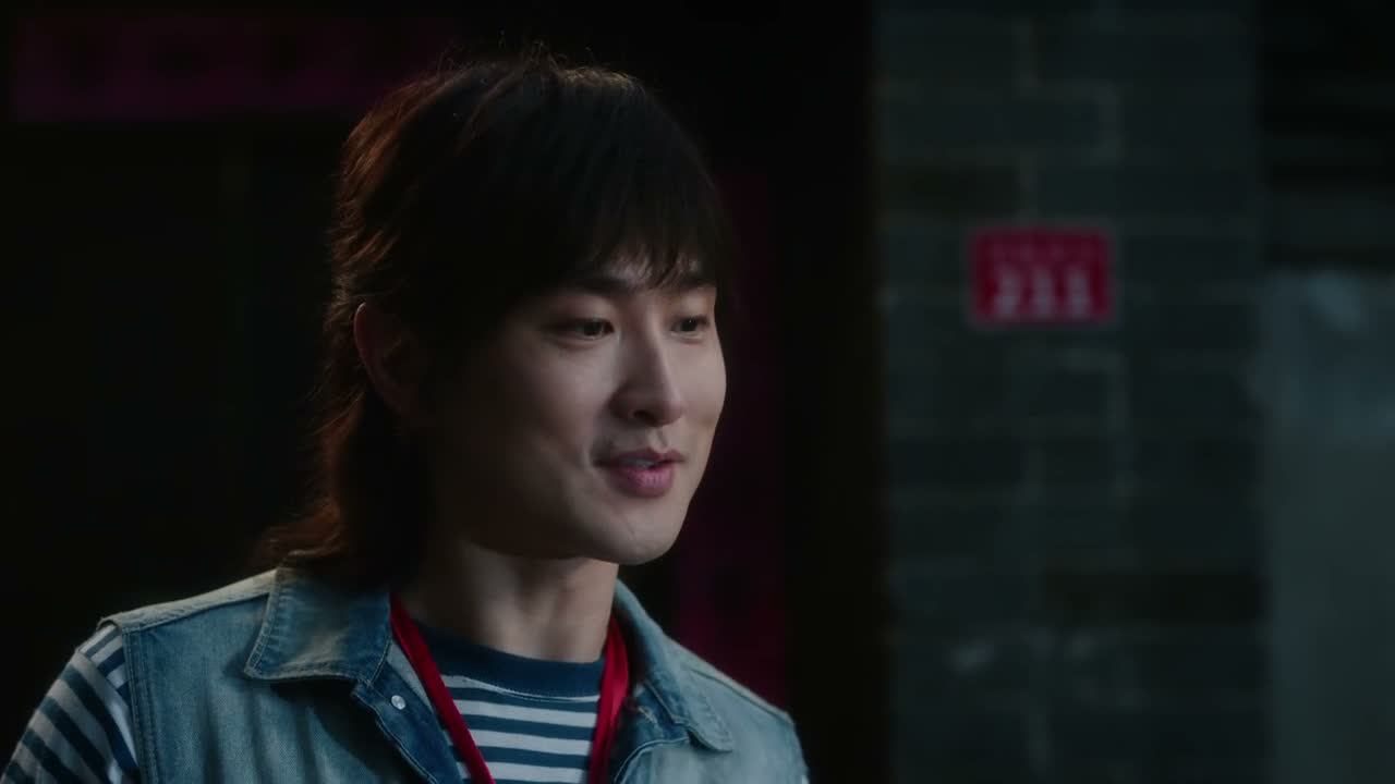 好 我跟他们打个招呼