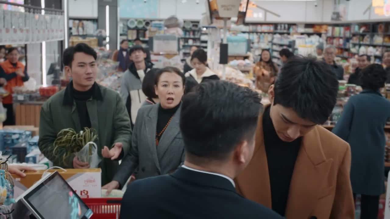 小兄弟 不要冲动