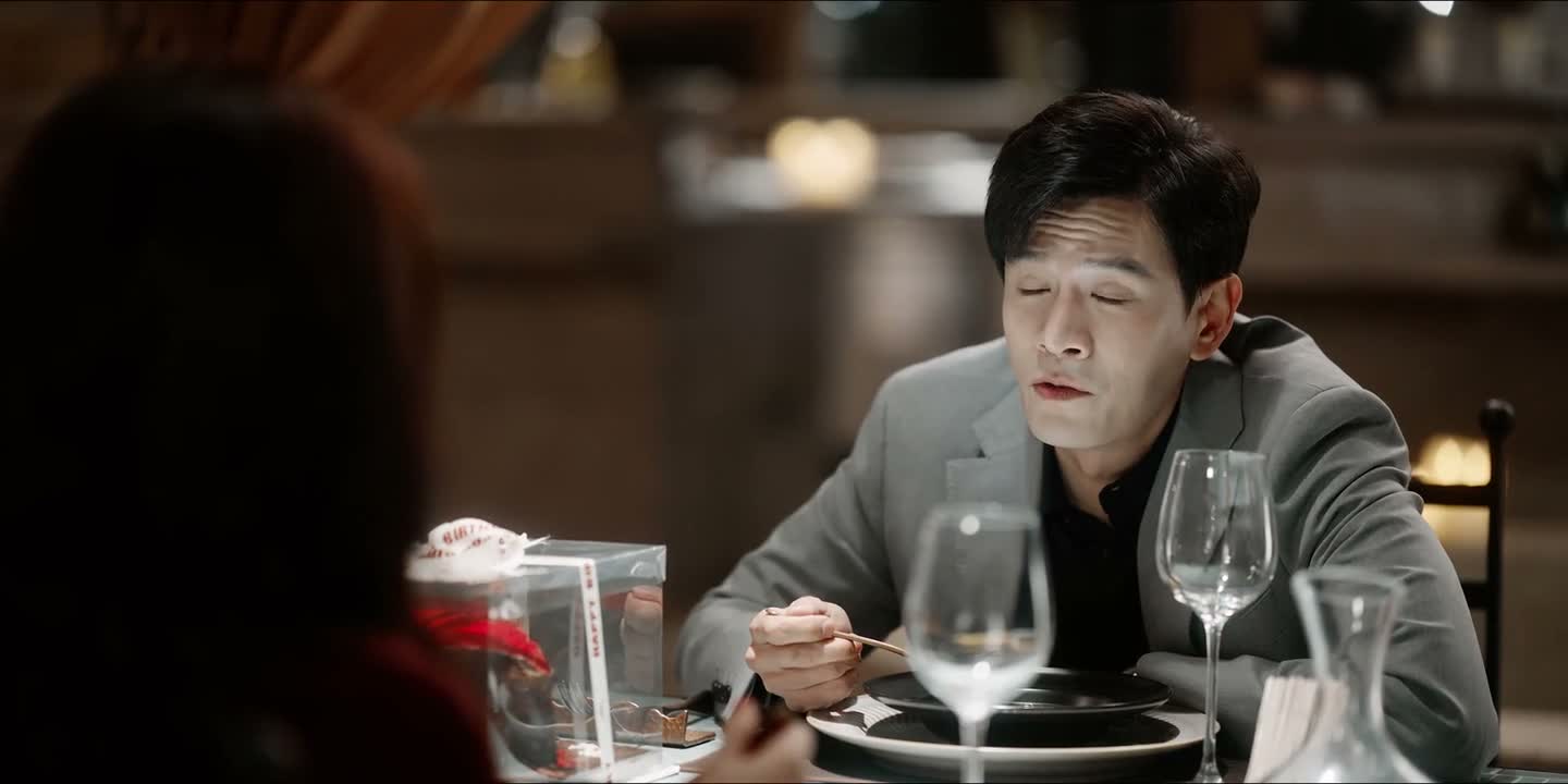 明天我跟同事说一声