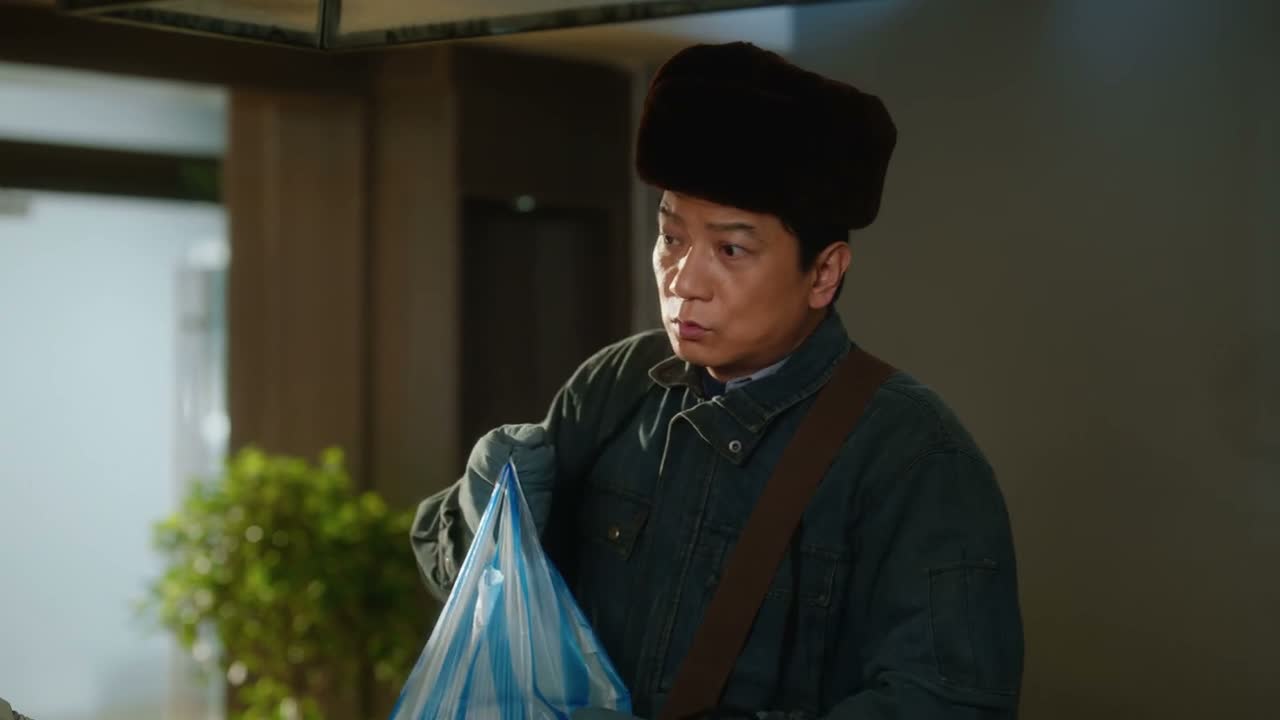 退 退房了