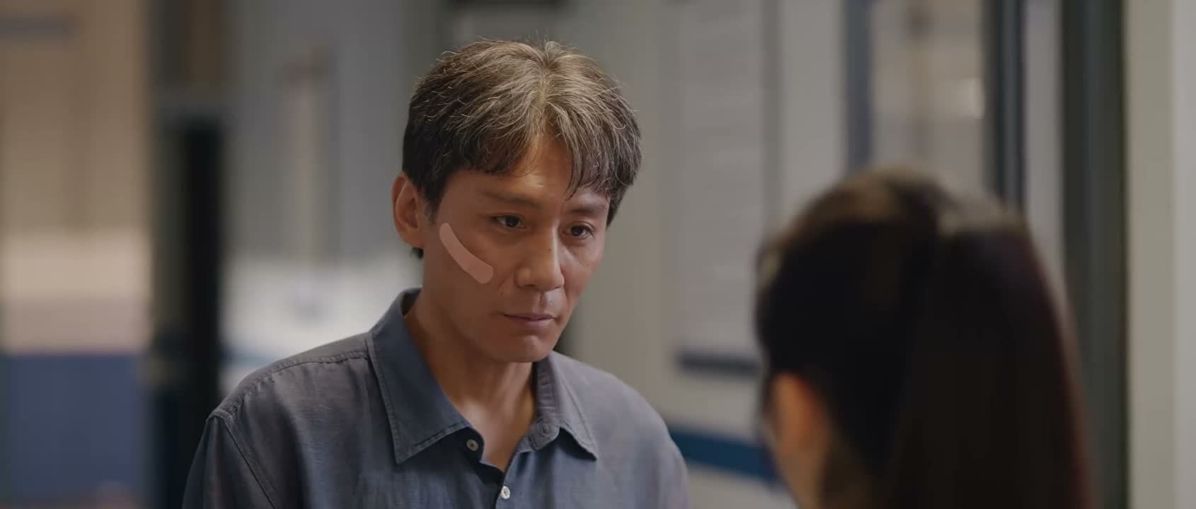 这儿一个爸爸 那儿一个爸爸