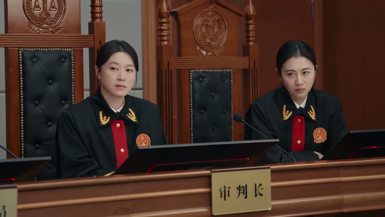 弹错一个音就是一顿手板子