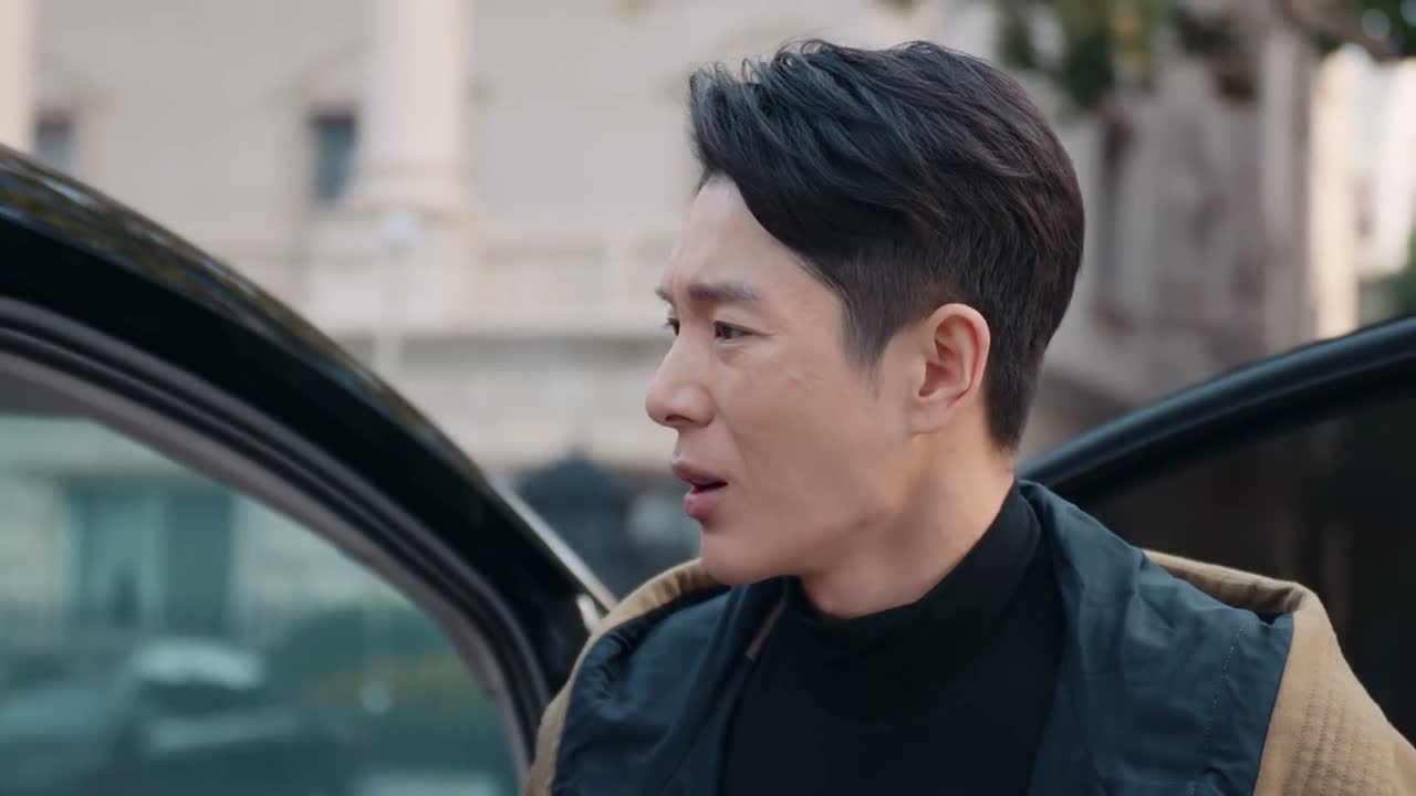 你别在这儿站着 开车开车
