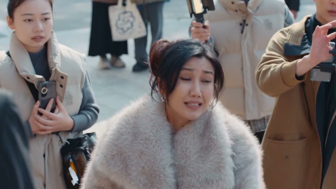 是他先动手的