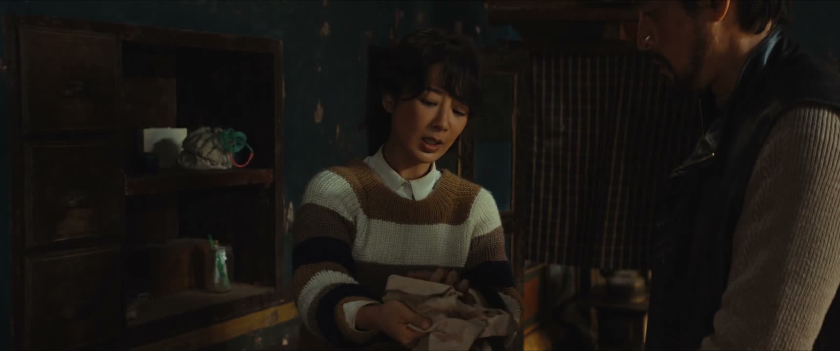 你得拿透明皂 狠狠搓才行 不行 不行